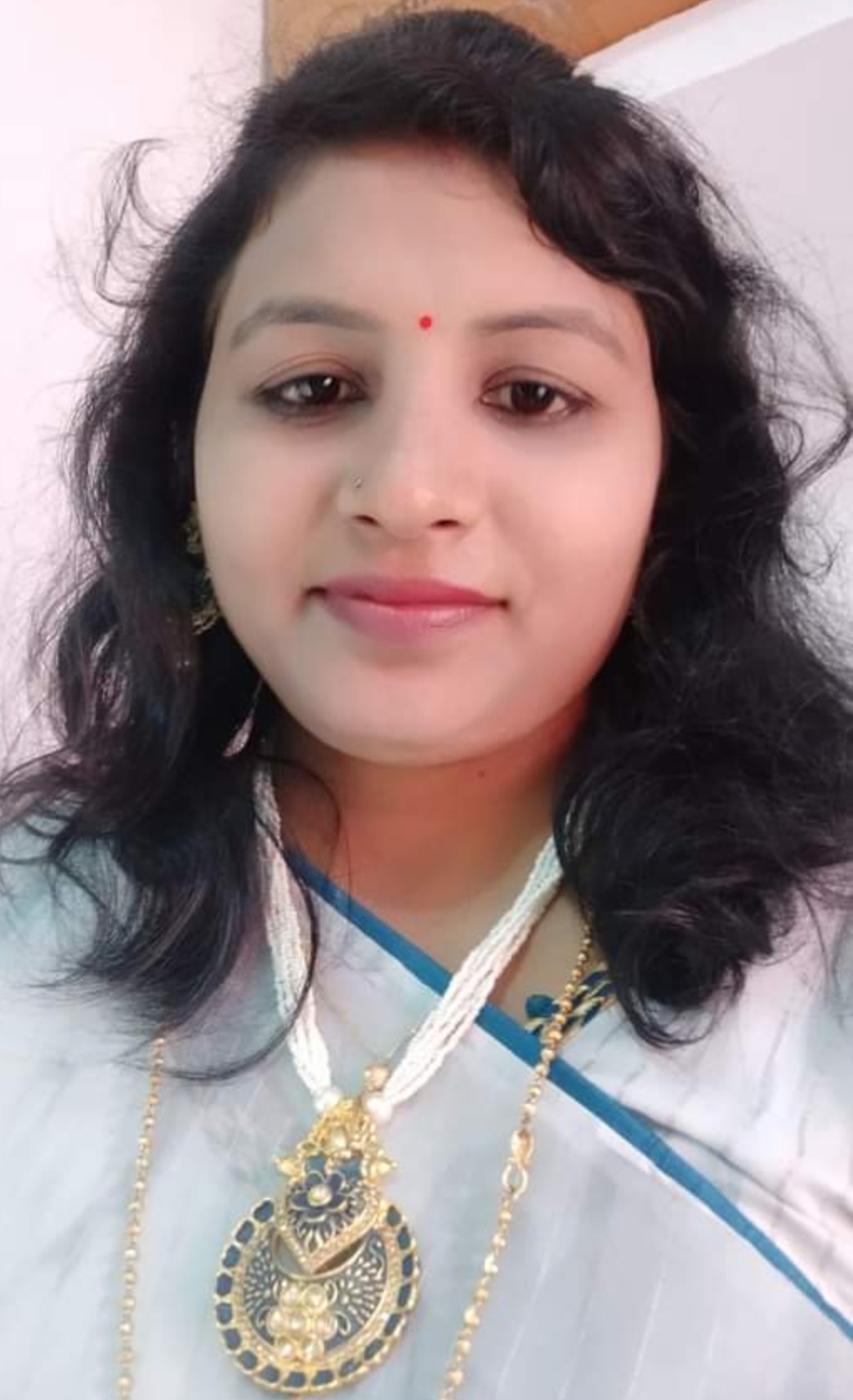 Dr. Roshani Chandrakar